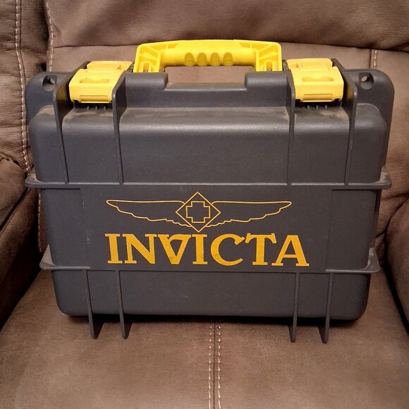 Invicta Waterproof Impact Resistant Hard Shell 8 Slot Diver Watch Case - Picture 1 of 7